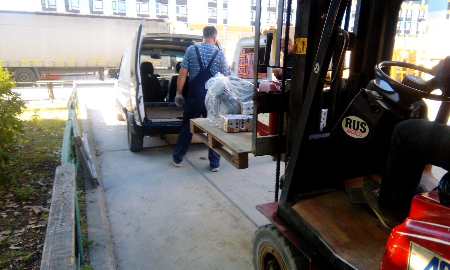 Отгрузка запчастей для комперссора