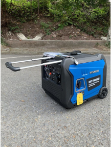 Бензиновый генератор Hyundai HHY 9050Si  4-х тактный фото