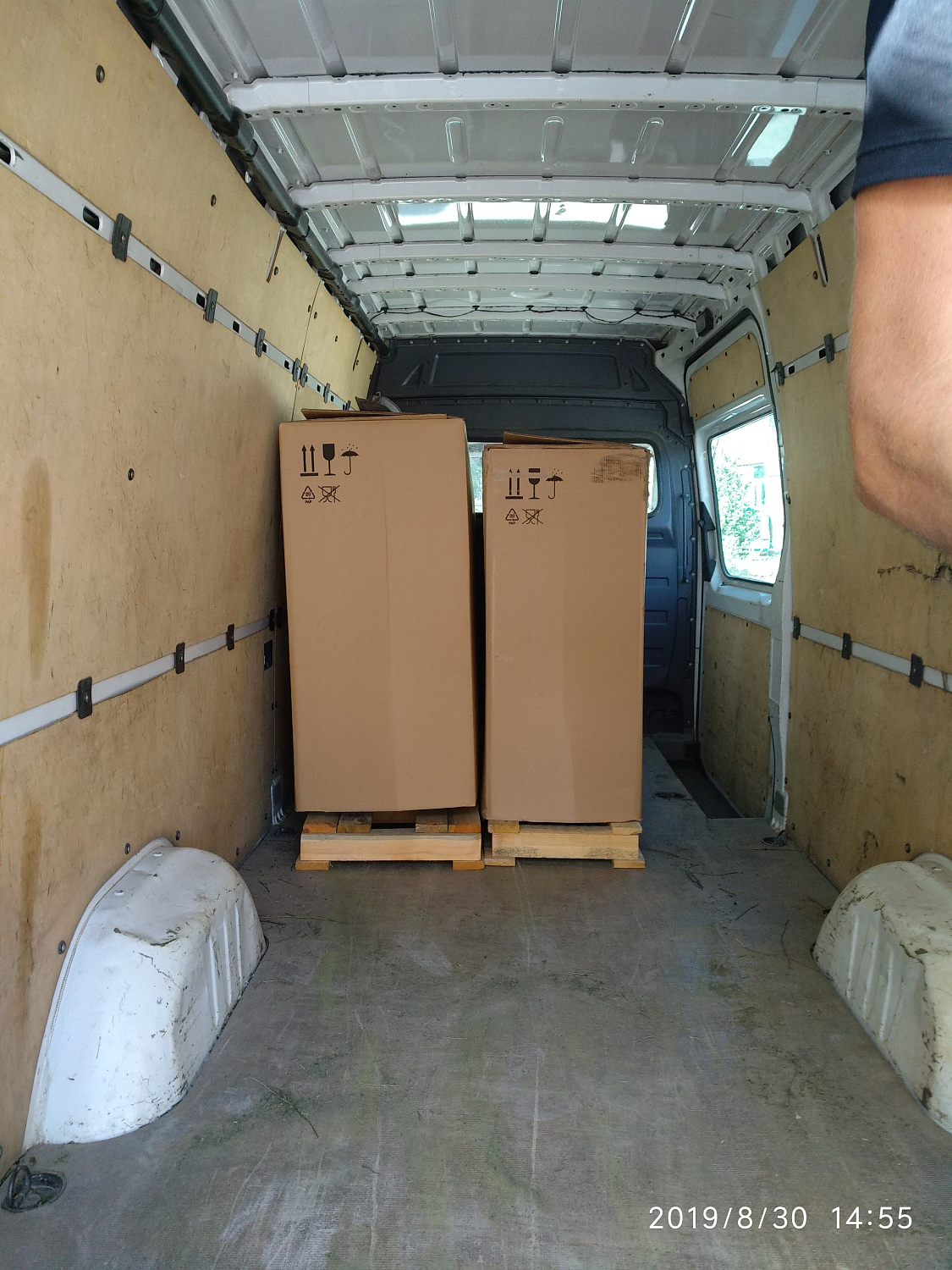 Отгружены компрессоры в Евпаторию и Севастополь