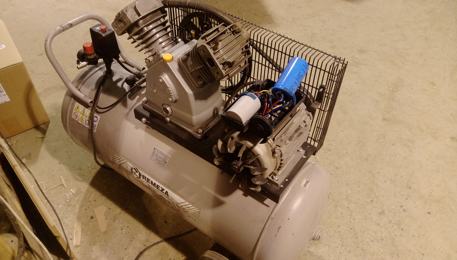 Ремонт компрессора СБ4/С-100.LB30A в г. Екатеринбург Ремонт компрессора СБ4/С-100.LB30A в г. Екатеринбург