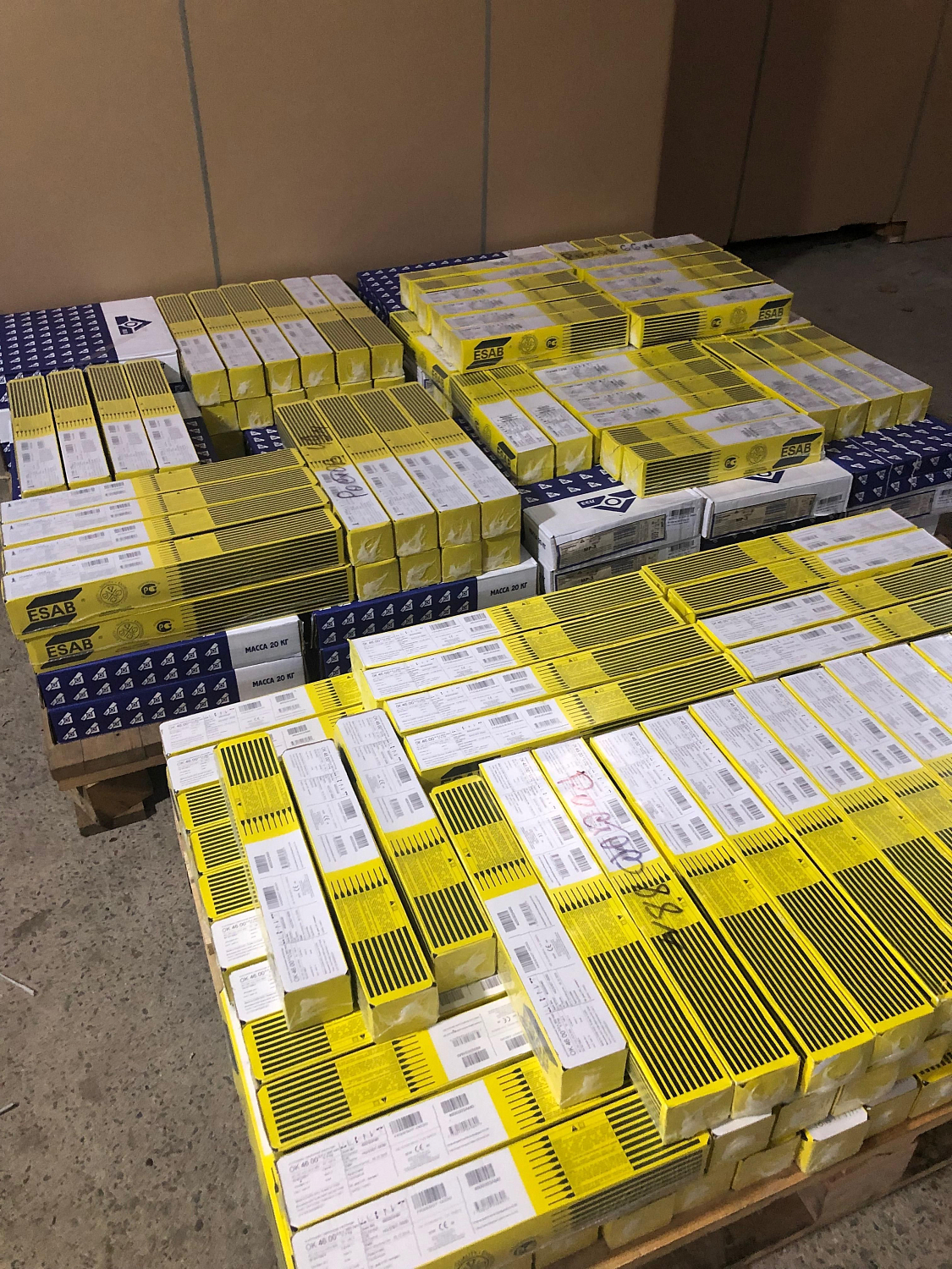 Поступление электродов на склад