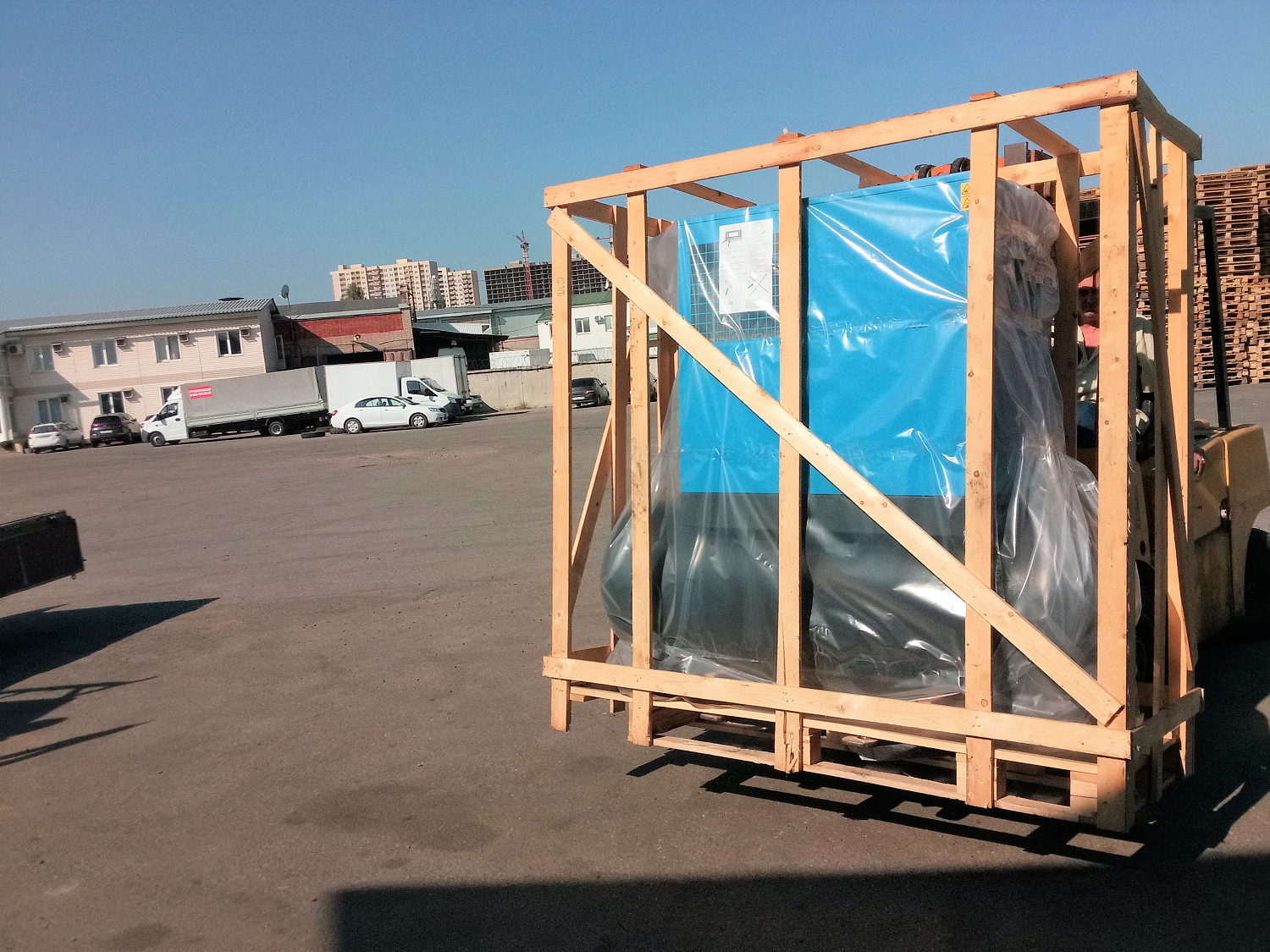 Отгрузка винтового компрессора ABAC Genesis 1108-500 в Краснодар Отгрузка винтового компрессора ABAC Genesis 1108-500 в Краснодар