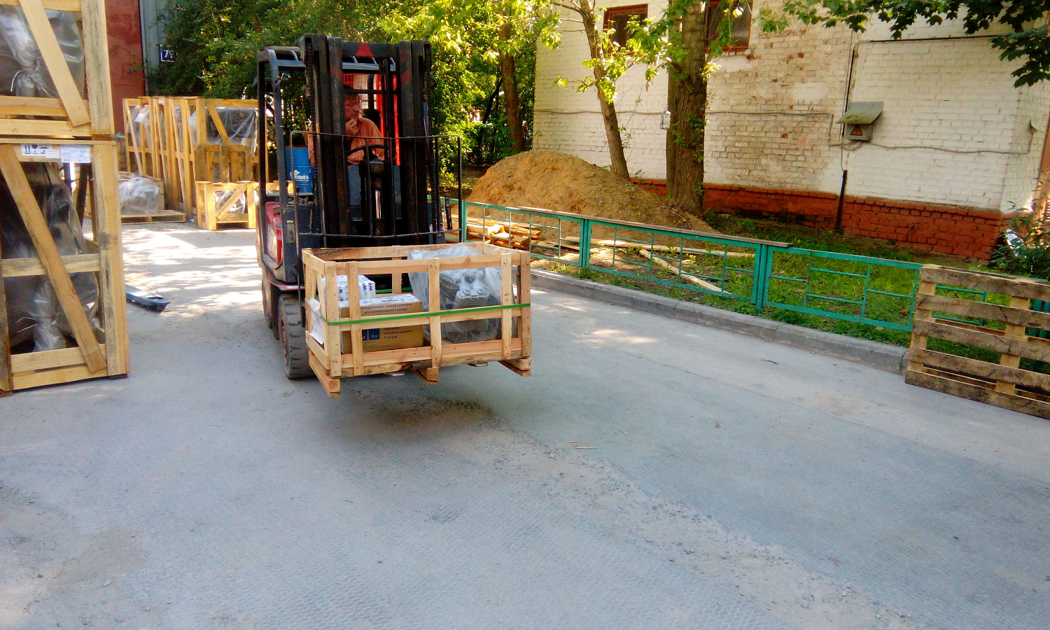 Отгрузка поршневых компрессоров, головки и запчастей Отгрузка поршневых компрессоров, головки и запчастей