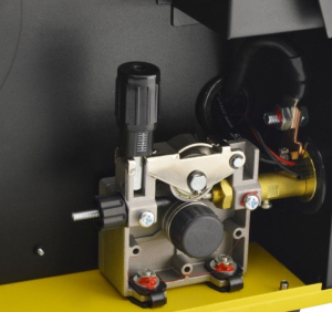 Сварочный инвертор MMA БАРС Profi MIG-200 DP (220 В, Double Pulse) Сварочный инвертор MMA БАРС Profi MIG-200 DP (220 В, Double Pulse) фото