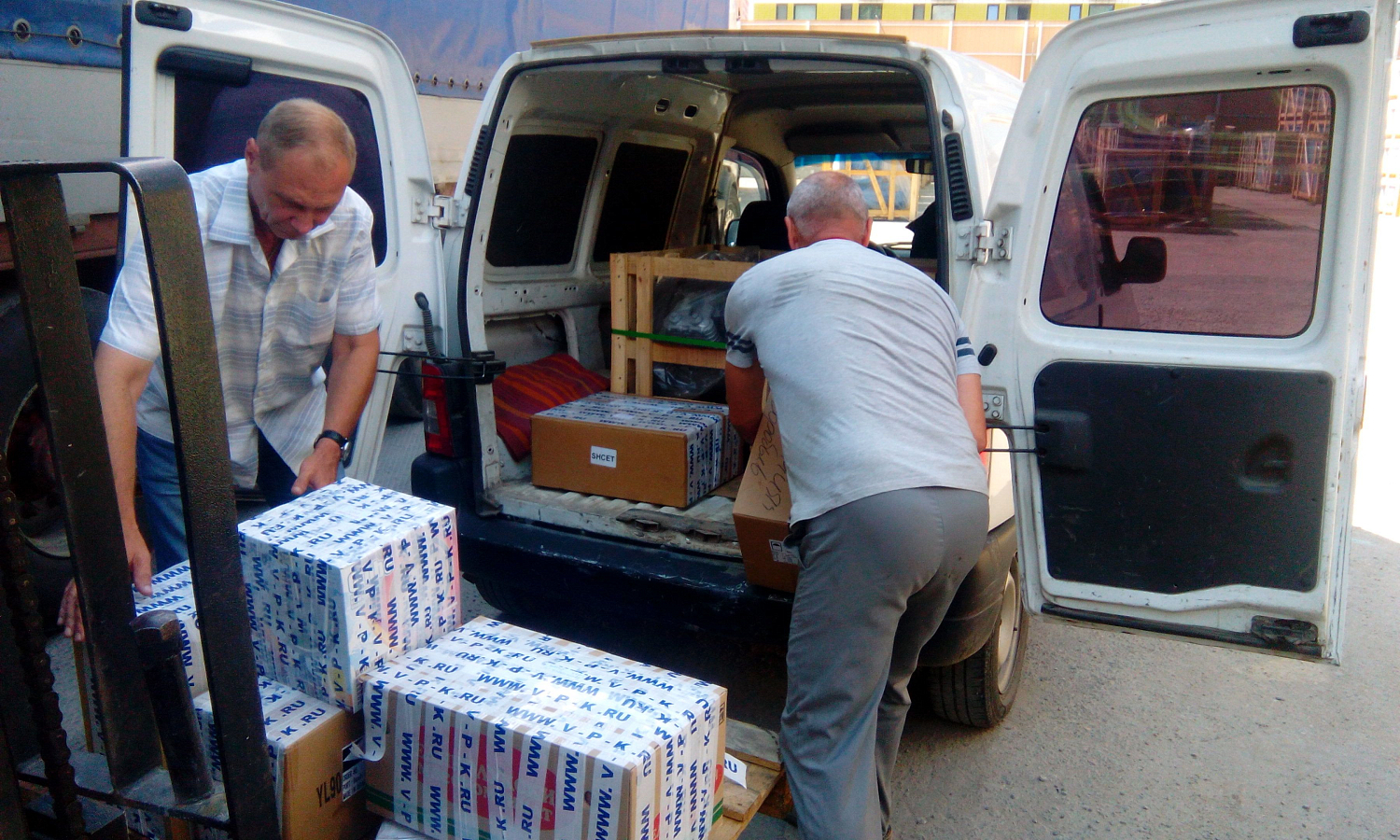 Отгрузка поршневых компрессоров, головки и запчастей Отгрузка поршневых компрессоров, головки и запчастей