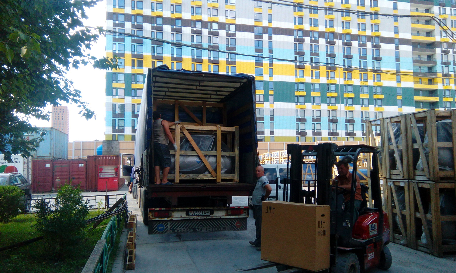 Отгрузка поршневых компрессоров, головки и запчастей Отгрузка поршневых компрессоров, головки и запчастей